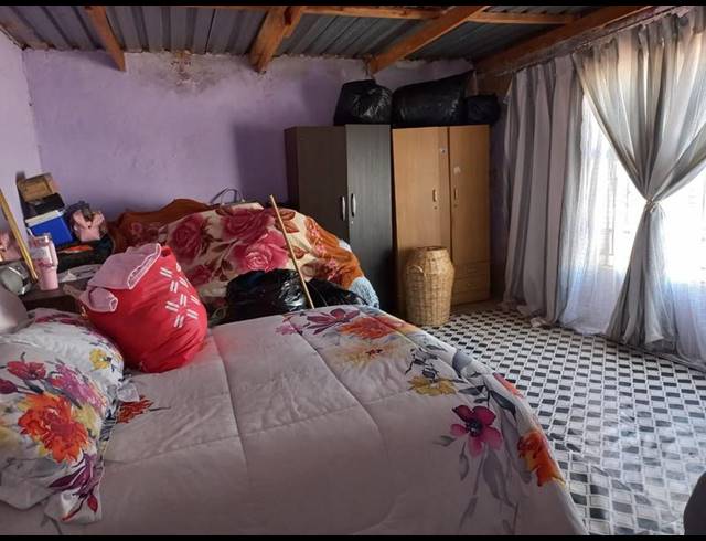 3 BEDROOM HOUSE FOR SALE IN LOTUS GARDENS